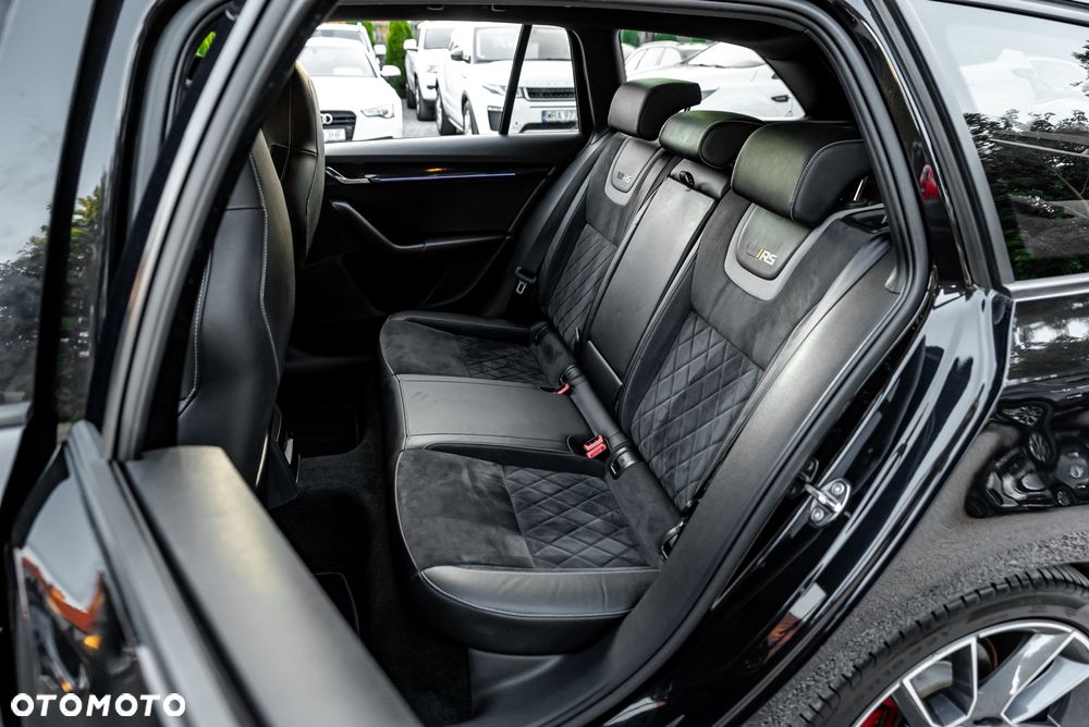 Skoda Octavia 2.0 TDI DSG RS - 20