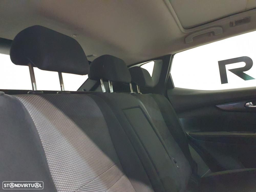 Nissan Qashqai 1.5 dCi 360 - 13