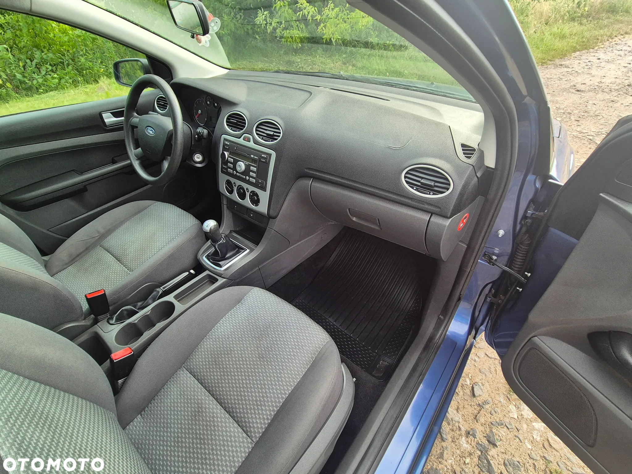 Ford Focus 1.4 16V Connection - 23