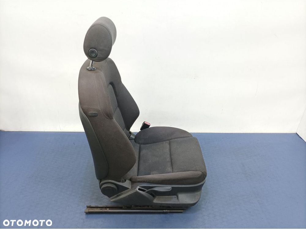 AUDI A3 8P FOTEL PASAŻERA WELUR - 3