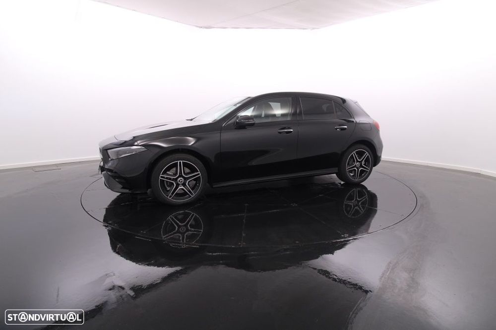 Mercedes-Benz A 250 e AMG Line - 2