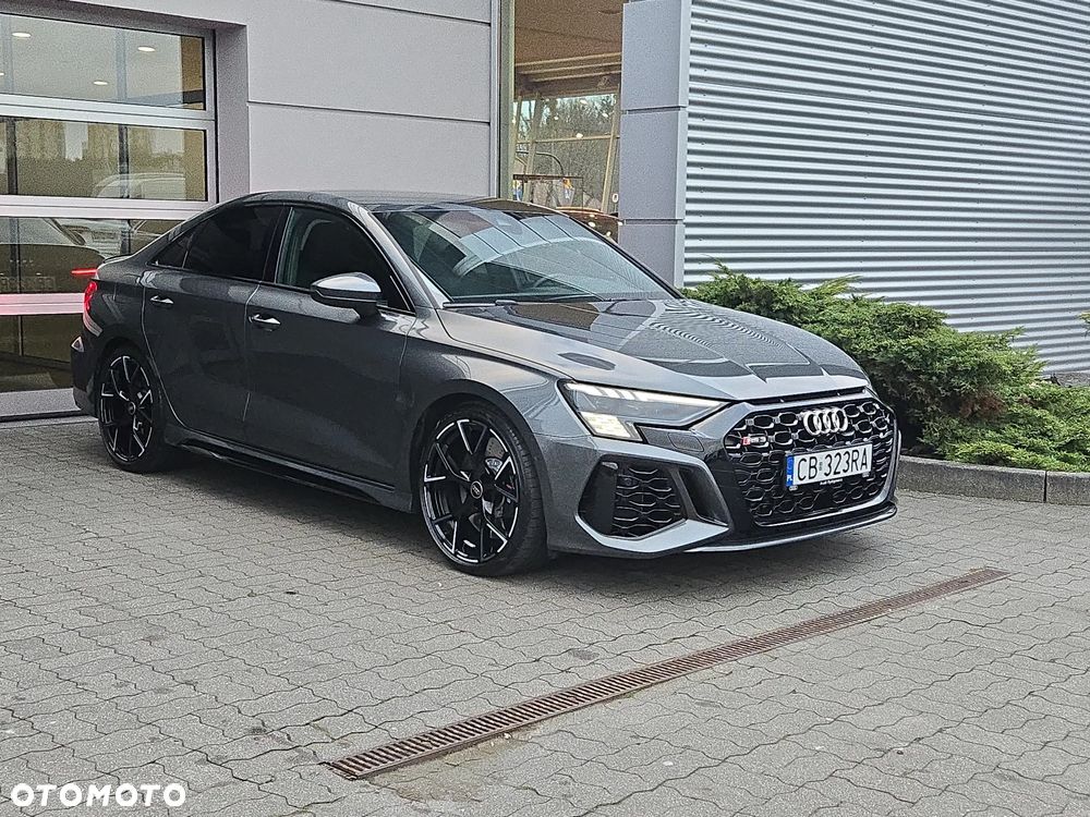 Audi RS3 Limousine - 7