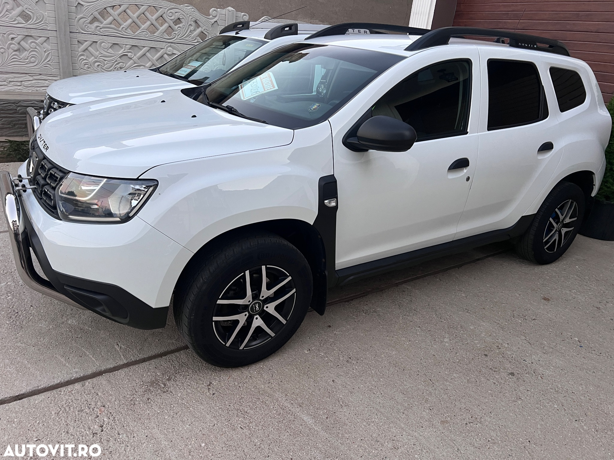 Dacia Duster 1.5 dCi 4x2 Laureate - 3