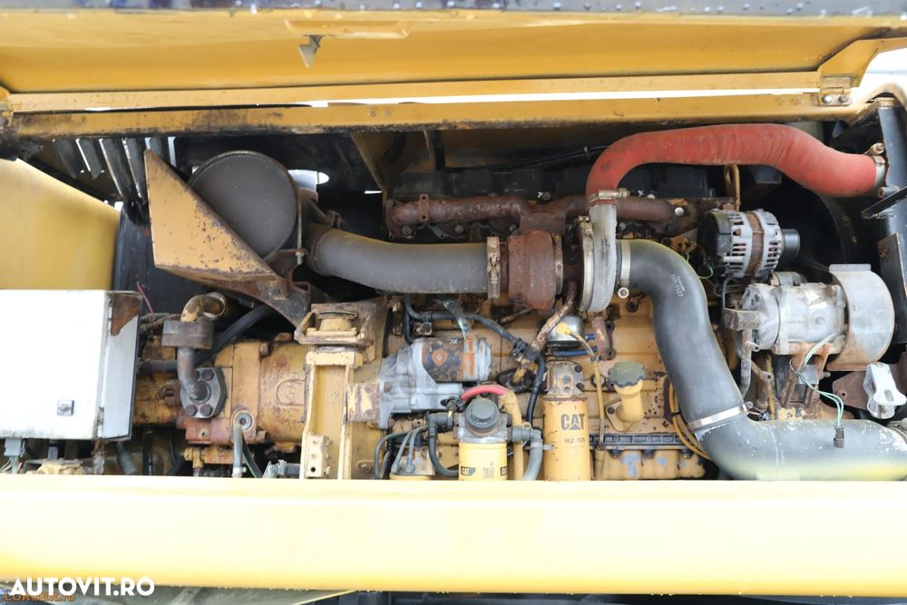 Caterpillar M322 D - 8