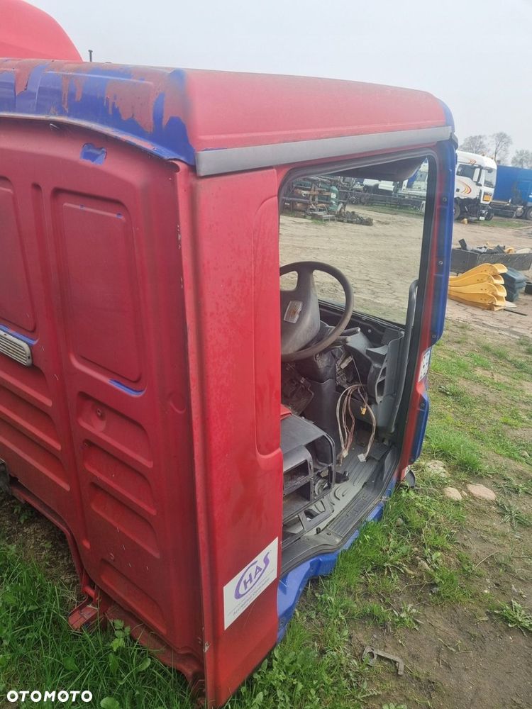 KABINA ĆWIARTKA BOK POSZYCIE KABINY PRAWY TYŁ MAN TGS - 1