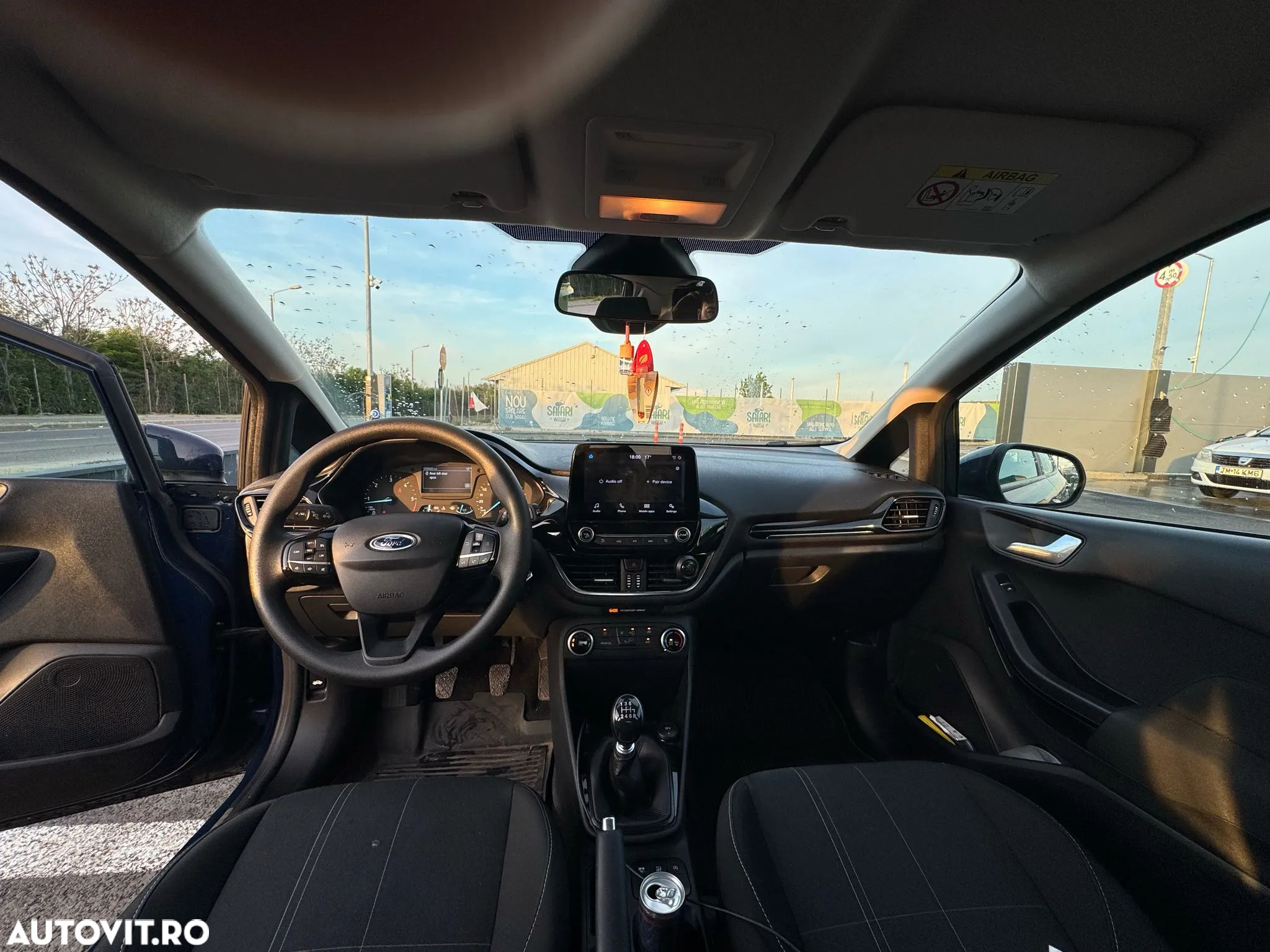 Ford Fiesta - 12