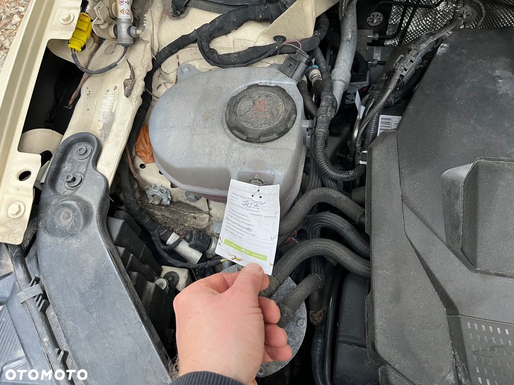 Volkswagen Touran 2.0 TDI BMT Comfortline DSG - 21