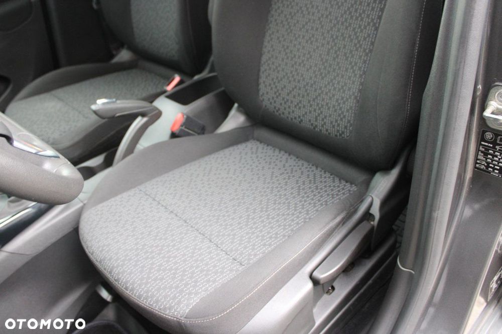 Opel Crossland X - 12
