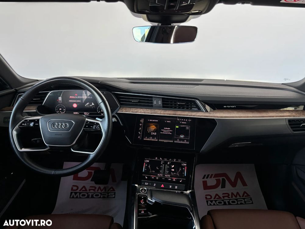 Audi e-tron 55 quattro - 13