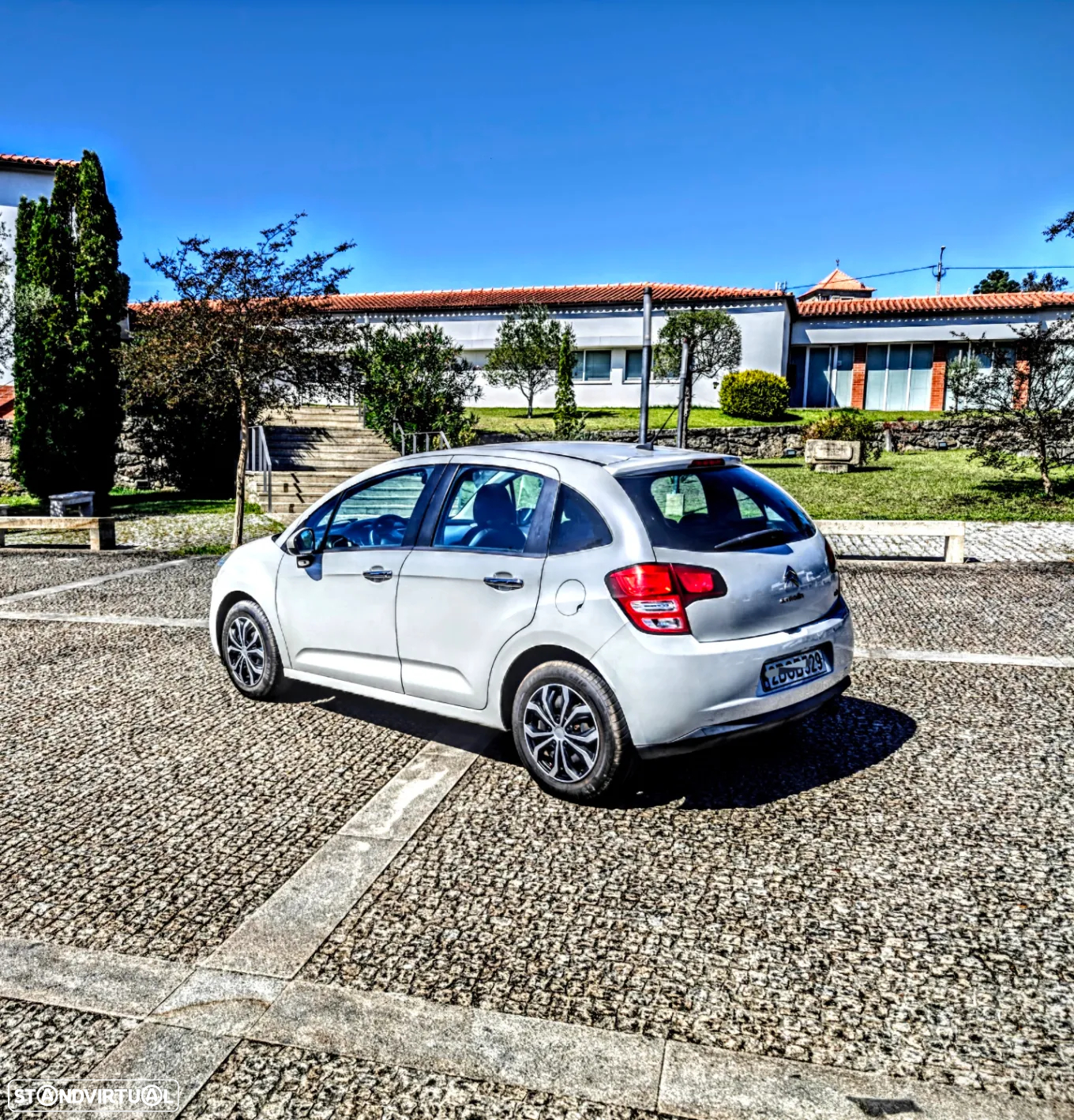 Citroën C3 1.2 PureTech Shine - 22