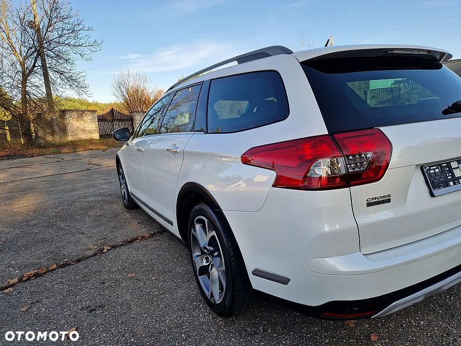 Citroën C5 HDi 140 FAP CrossTourer - 23