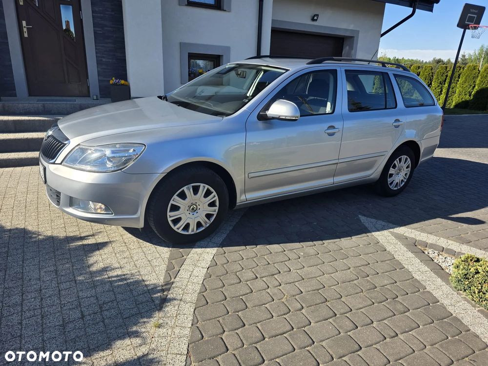 Skoda Octavia 1.6 TDI DPF Ambition - 3