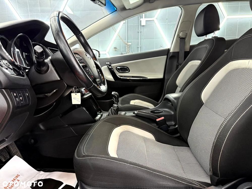 Kia Ceed 1.6 CRDi 128 Platinum Edition - 21