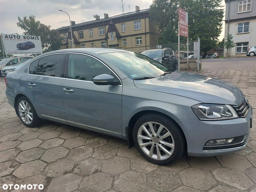 Volkswagen Passat - 2