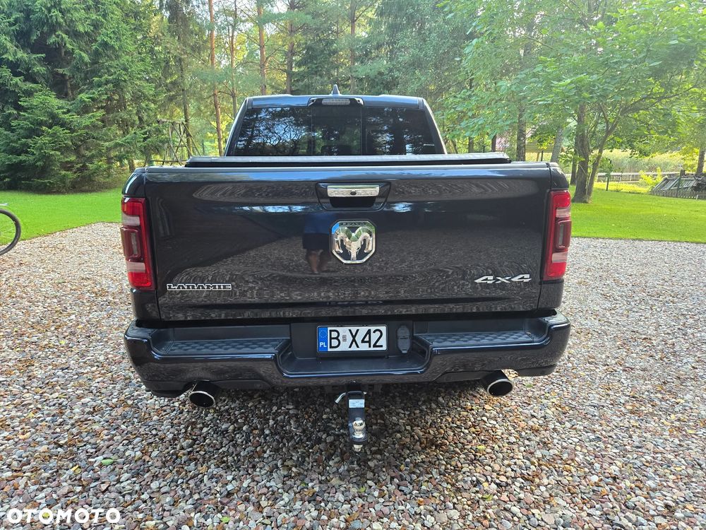 RAM 1500 5.7 eTorque Crew Cab Shortbed Laramie Chrome - 7