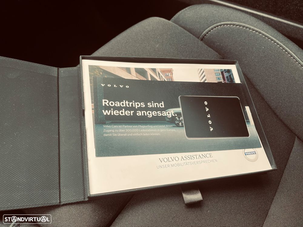 Volvo XC 40 Recharge Core - 33