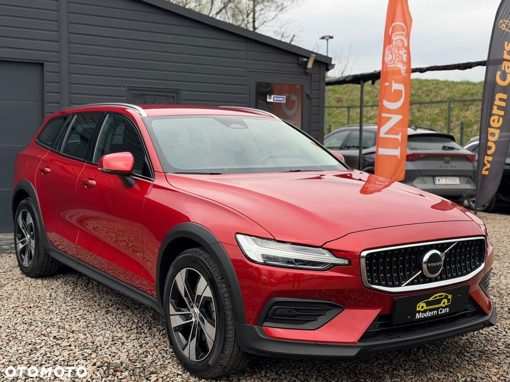 Volvo V60 Cross Country B4 D AWD Plus - 8