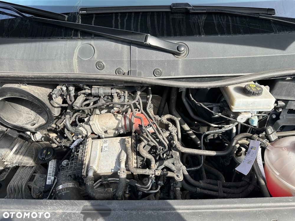 Volkswagen Crafter - 11