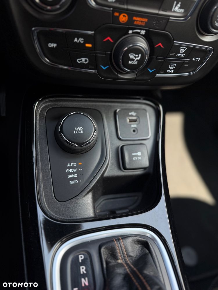 Jeep Compass 2.0 MultiJet Active Drive Automatik Opening Edition - 26