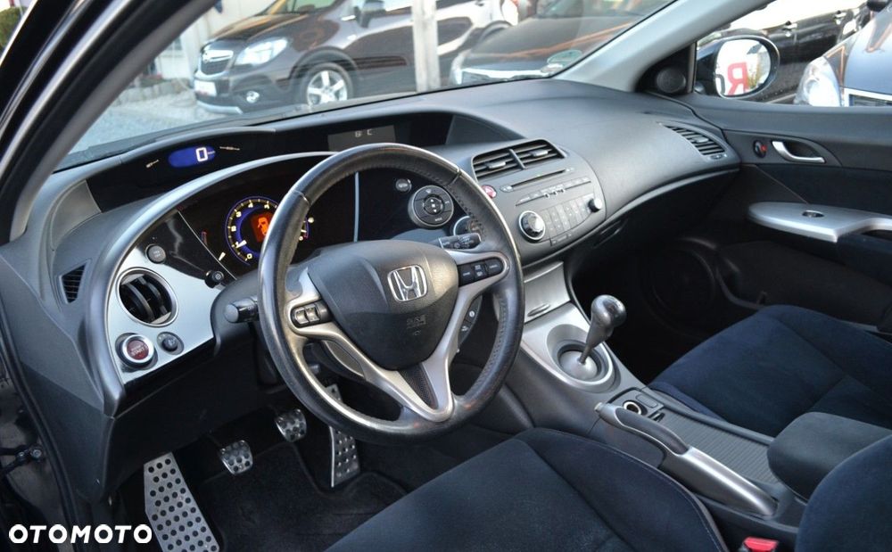 Honda Civic 1.8i-VTEC Sport - 22