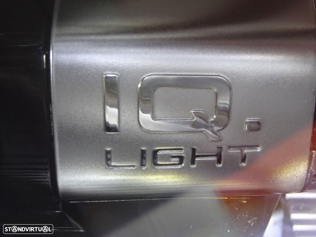 VW T-Roc 2.0 TDI R-Line DSG - 30