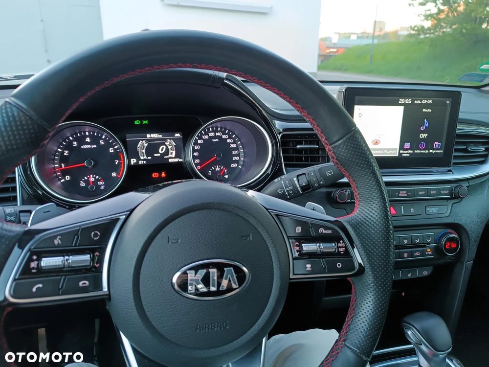 Kia ProCeed - 11