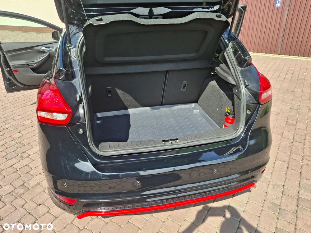 Ford Focus 1.5 EcoBoost ST-Line Black ASS - 19