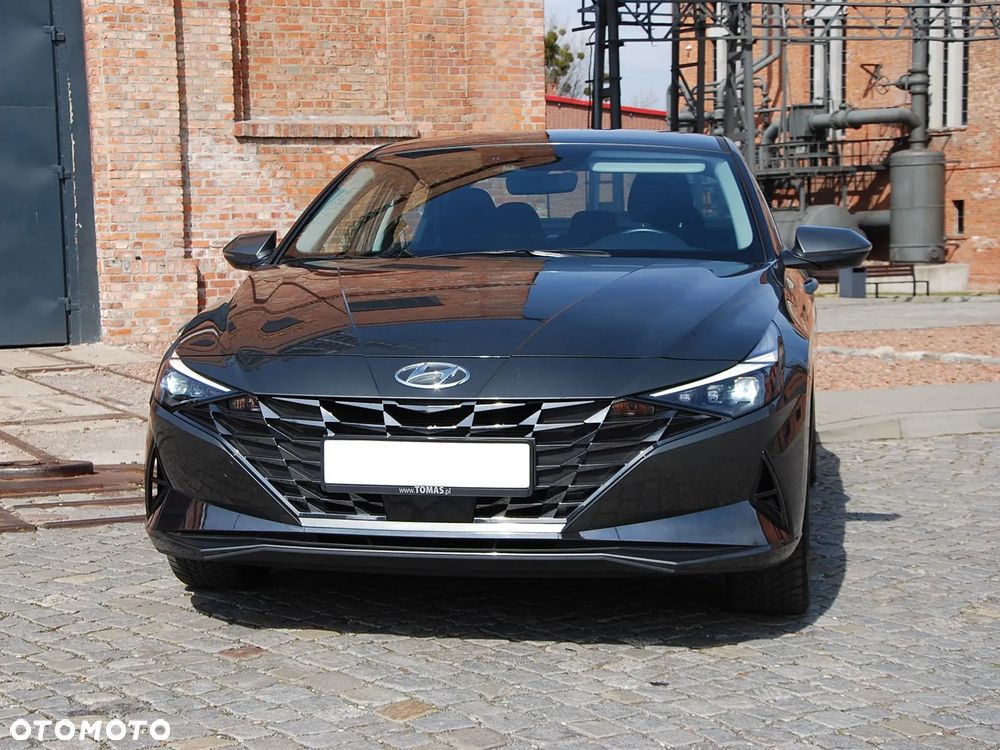Hyundai Elantra 1.6 Smart - 21