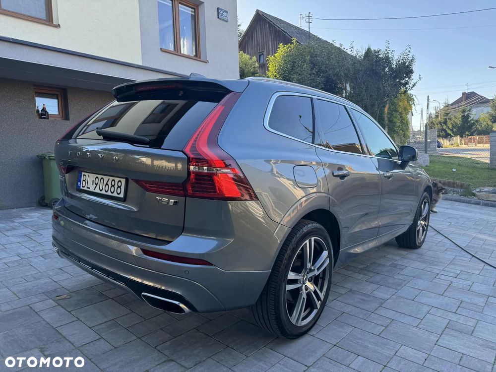 Volvo XC 60 T5 Momentum Pro - 4