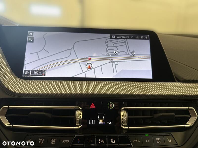 BMW Seria 2 218i - 16