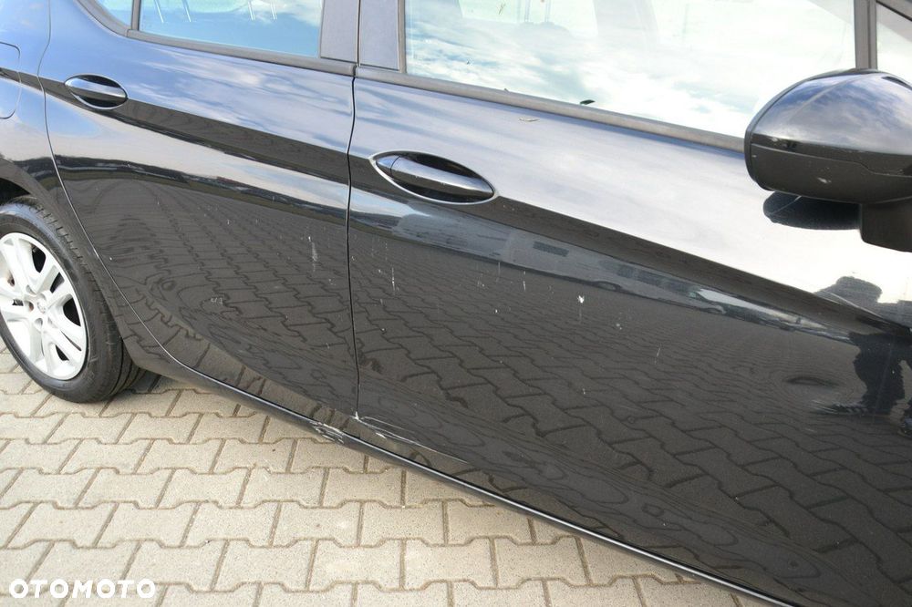 Opel Astra - 11