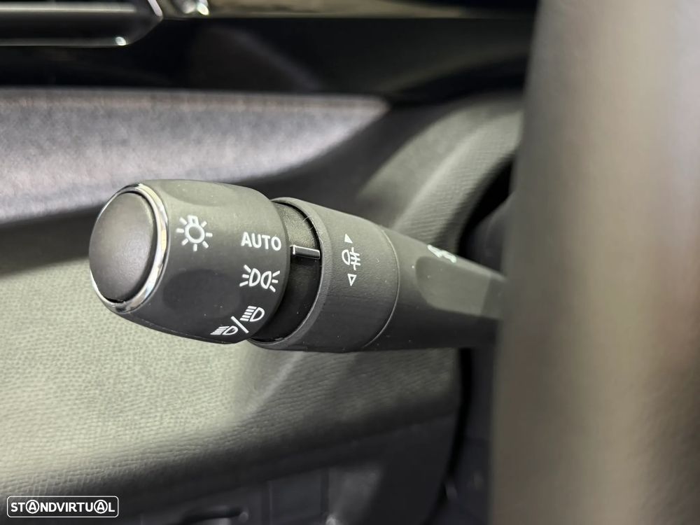 Peugeot 308 SW 1.6 Hybrid Allure e-EAT8 - 24