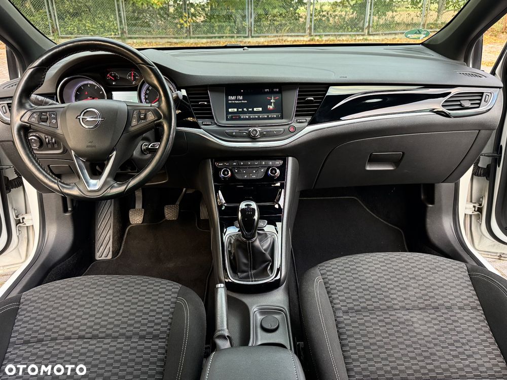Opel Astra 1.4 Turbo Edition - 21
