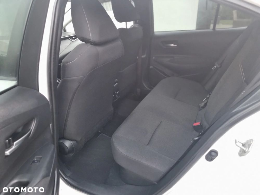 Toyota Corolla 1.8 Hybrid Comfort - 18