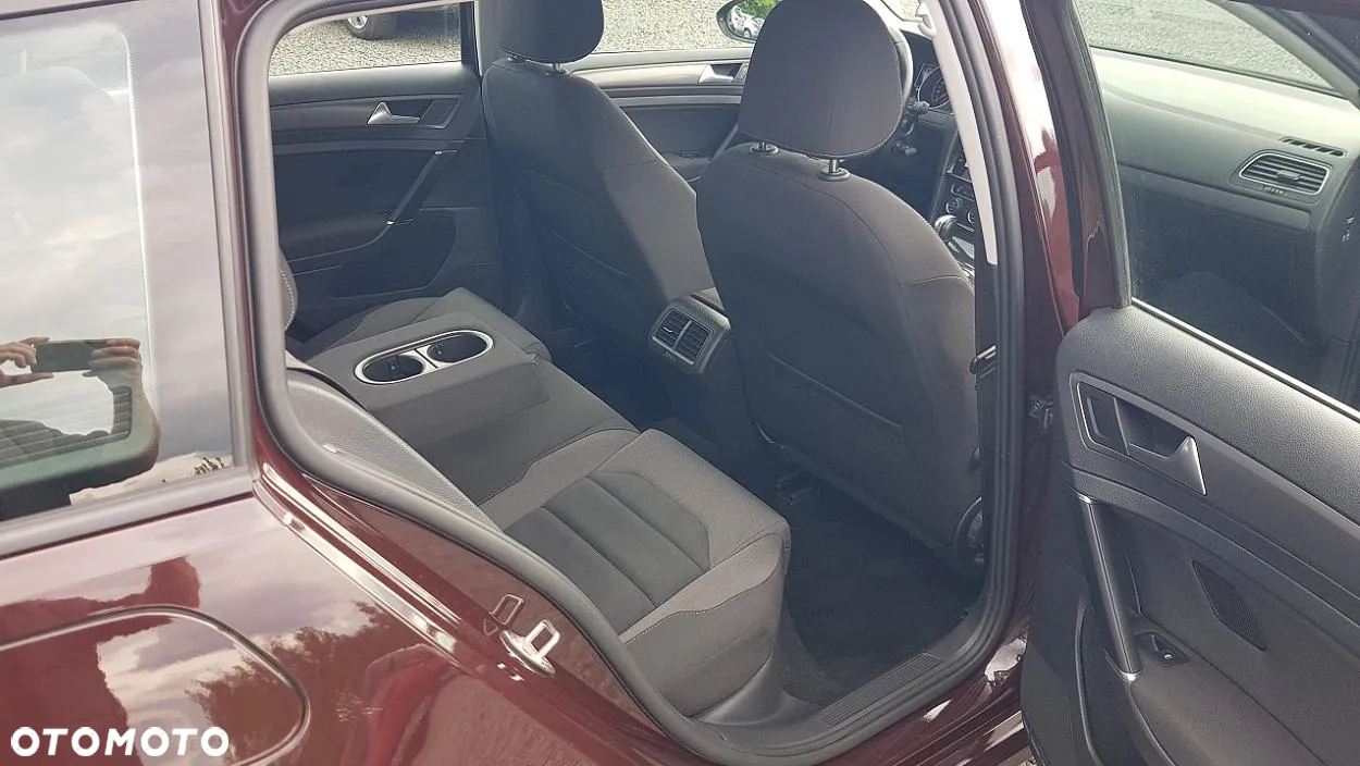 Volkswagen Golf 2.0 TDI BlueMotion Technology DSG Edition - 32
