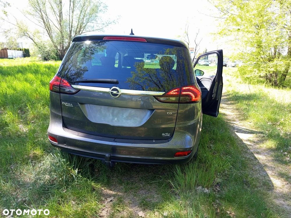 Opel Zafira - 4