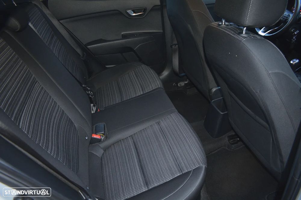 Kia Stonic 1.0 T-GDI Drive - 18