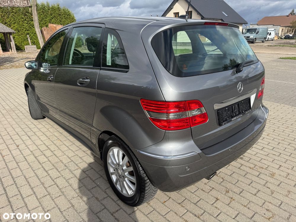 Mercedes-Benz Klasa B 170 Autotronic Special Edition - 8