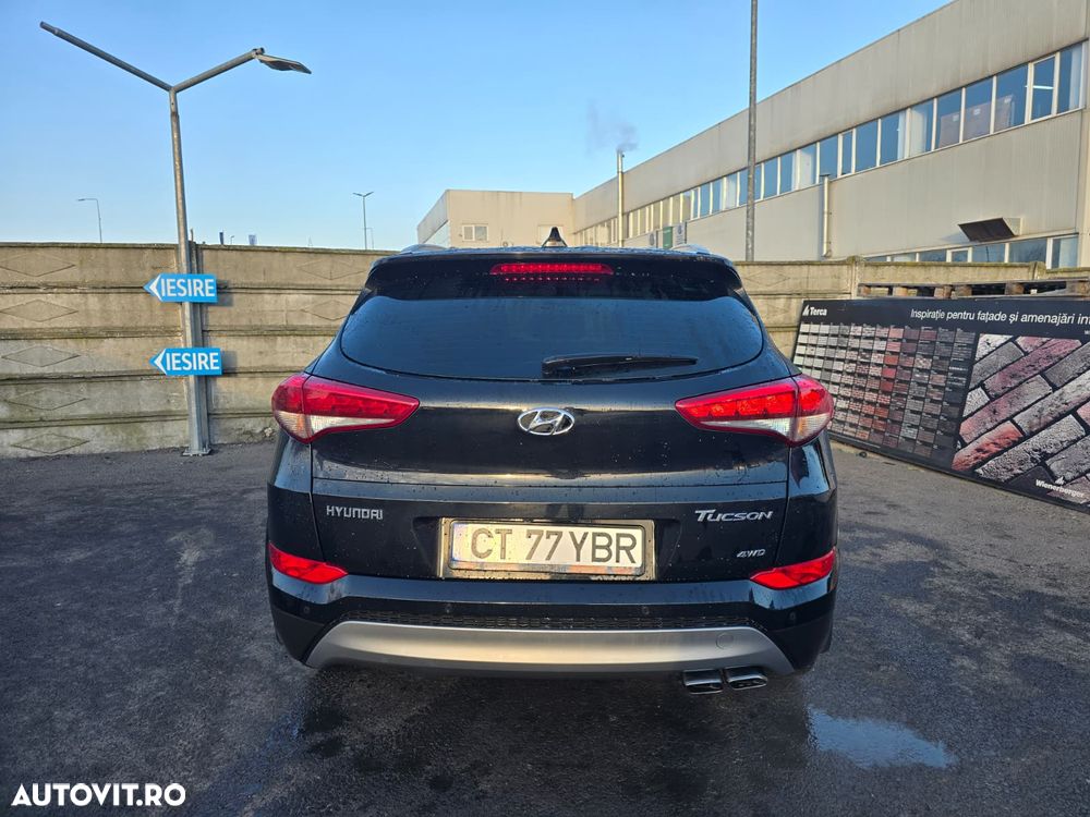Hyundai Tucson 2.0 CRDI 4WD 6AT Premium+ - 4