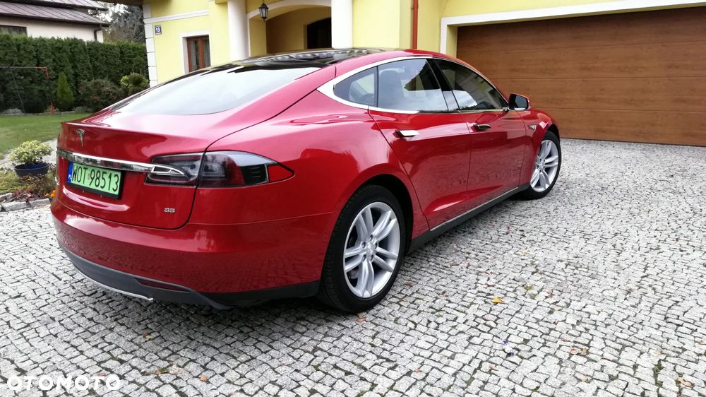 Tesla Model S 85 - 3