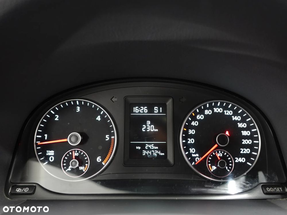 Volkswagen Touran 1.6 TDI DPF BlueMotion Technology DSG Comfortline - 35
