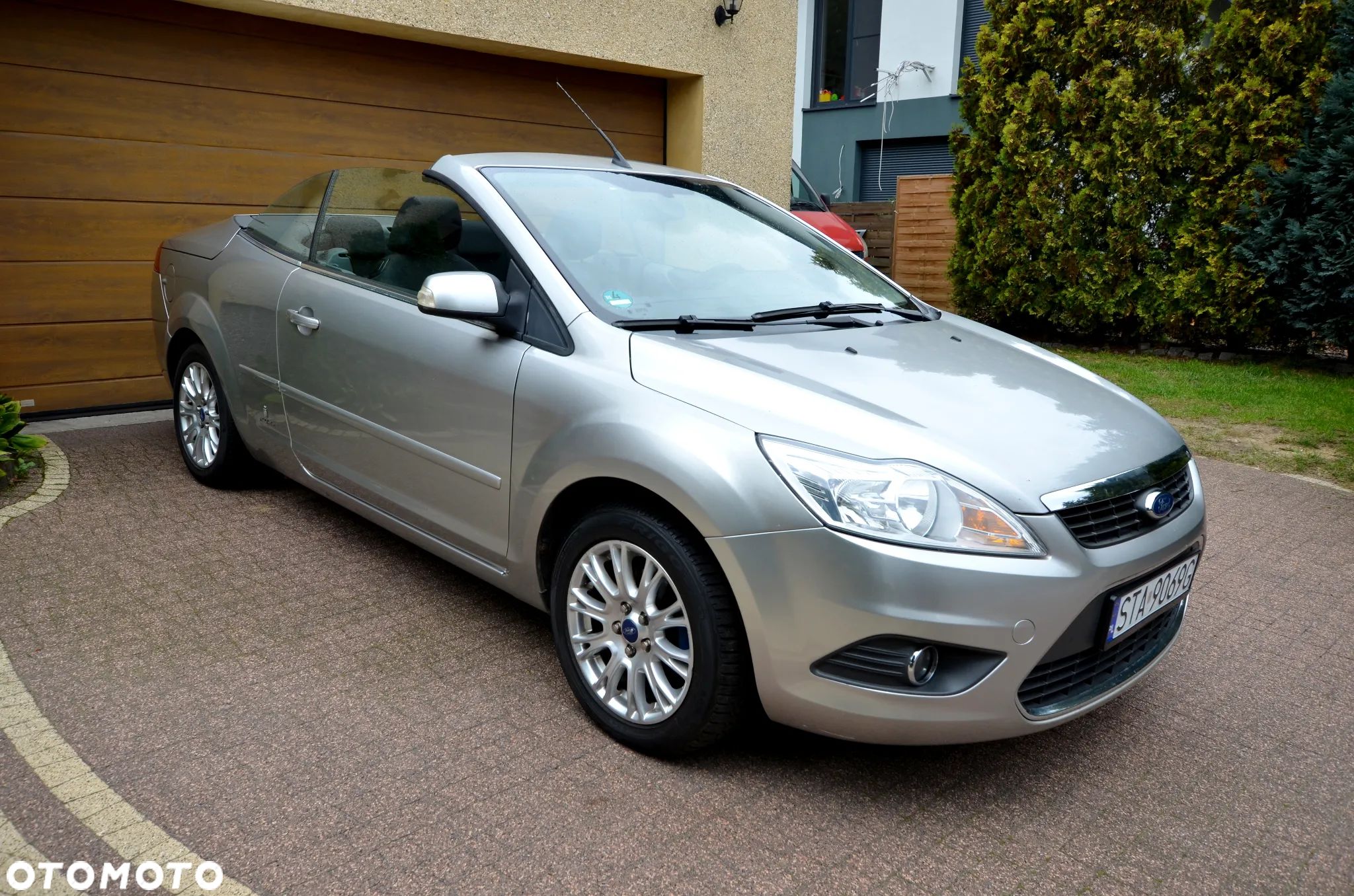 Ford Focus Coupe-Cabriolet 1.6 16V Trend - 1
