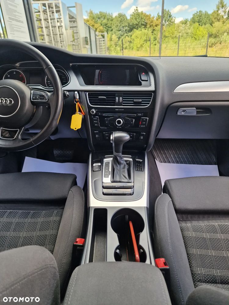 Audi A4 Avant - 23