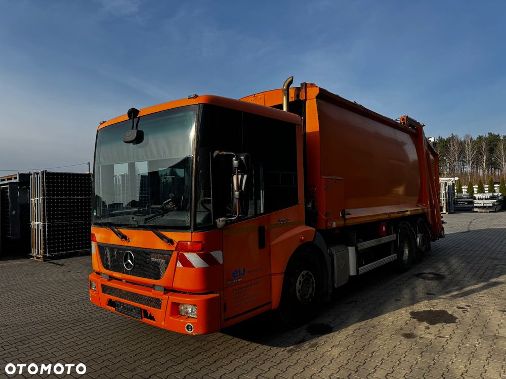 Mercedes-Benz Econic 2633 EEV