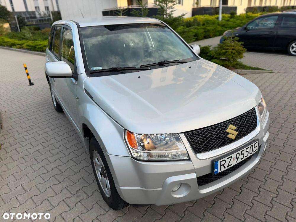 Suzuki Grand Vitara 2.7 V6 - 16