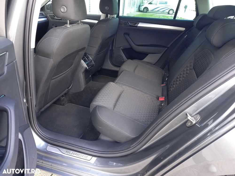 Skoda Superb - 12