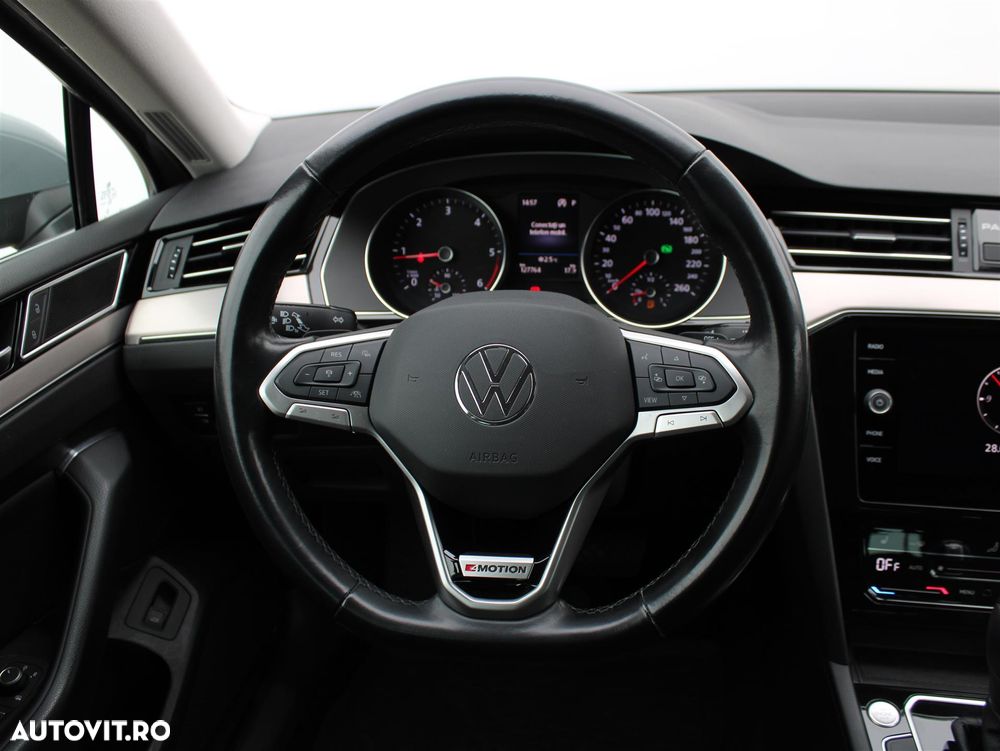 Volkswagen Passat 2.0 TDI 4Mot DSG Highline - 16