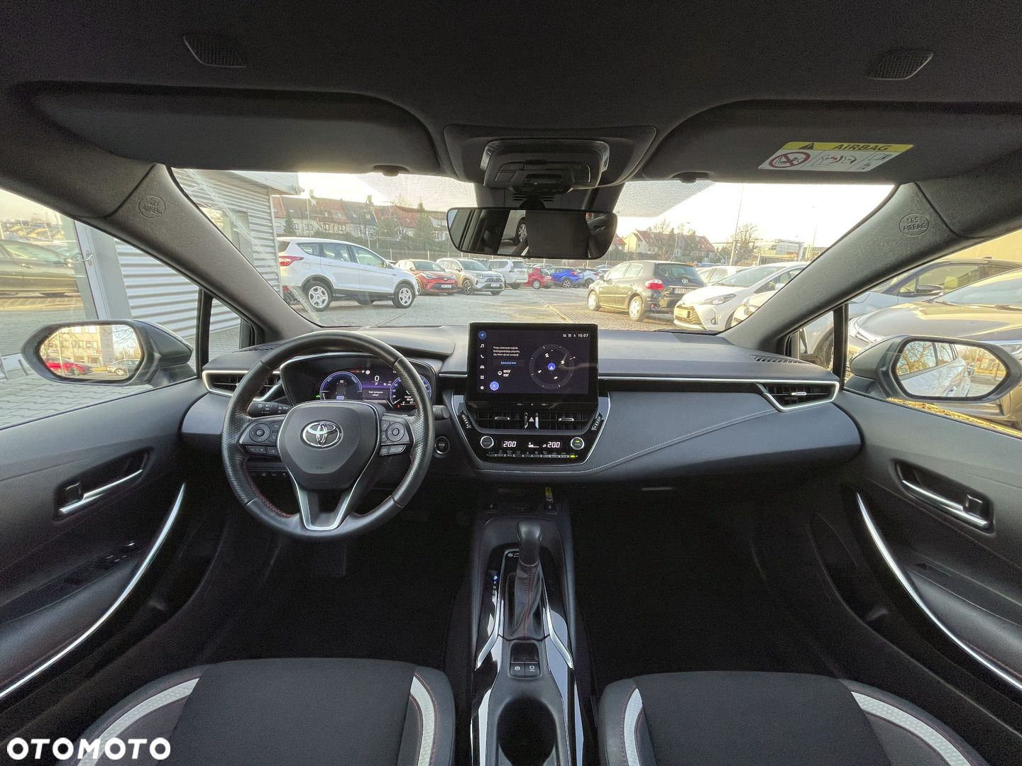 Toyota Corolla - 14