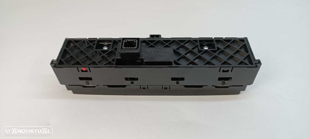 MÓDULO ELETRÓNICO LEXUS IS 300H - 2