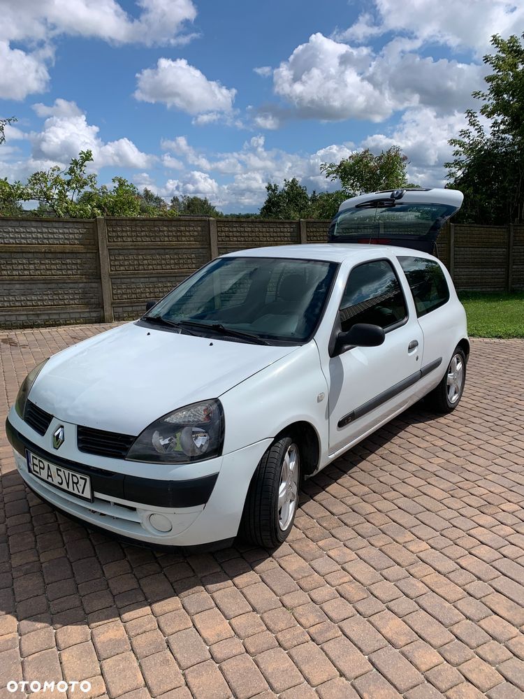 Renault Clio - 2